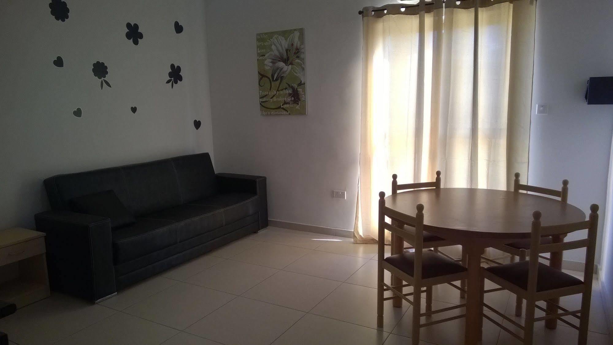 Burlington Apartments Saint Julian's Екстер'єр фото
